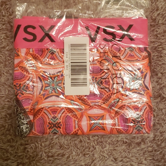 Short - Picture 4 of 4